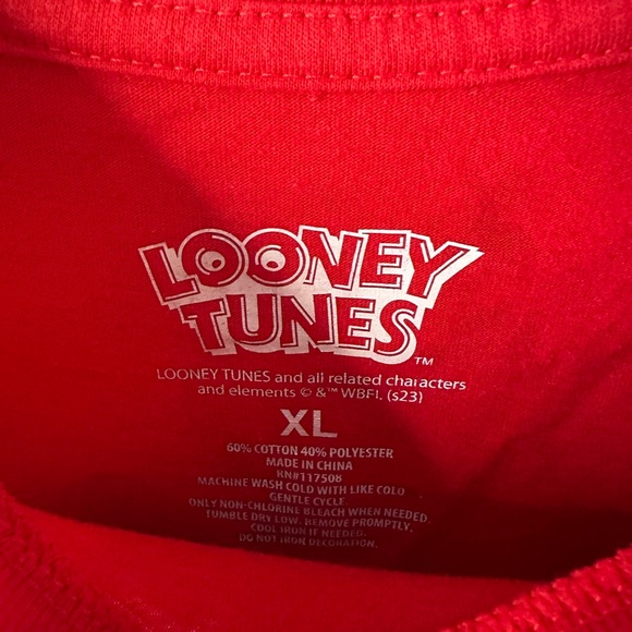 Looney Tunes Graphic Tee XL Bugs Bunny Taz Sylvester Tweety Double Sided Red - Picture 3 of 5